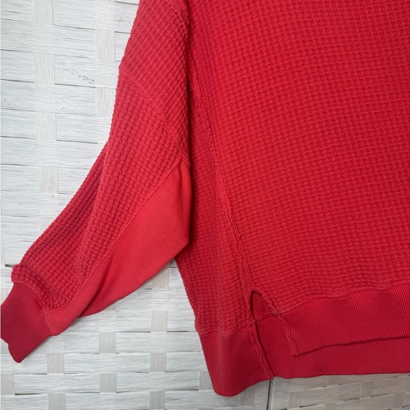 American Eagle Outfitters Women's Oversized Big Hug Waffle Crew Neck Sweatshirt - Picture 6 of 12